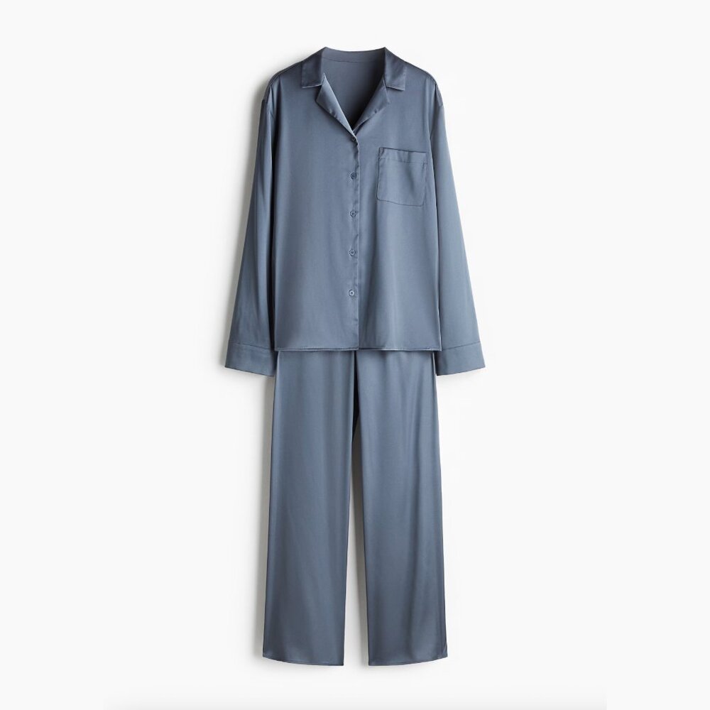 H & M NWT, Faux Satin Pajama Matching Set Top and Pants, Pigeon blue, Small
